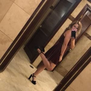 Meet your Posher, Ally